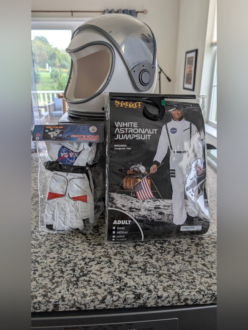 Men's Large Halloween unbranded Astronaut Costume